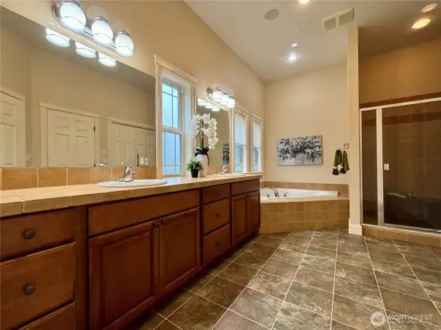 5 piece primary bath