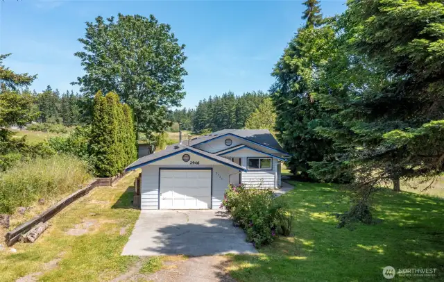 3 bed, 2 bath 1,676+/- sf rambler