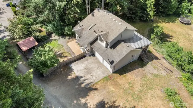 Charming two-story home offering privacy & a spacious layout~
