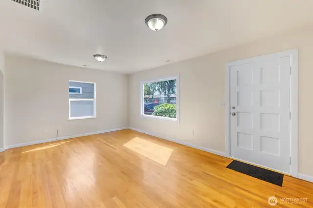 Fir floors in the living room.