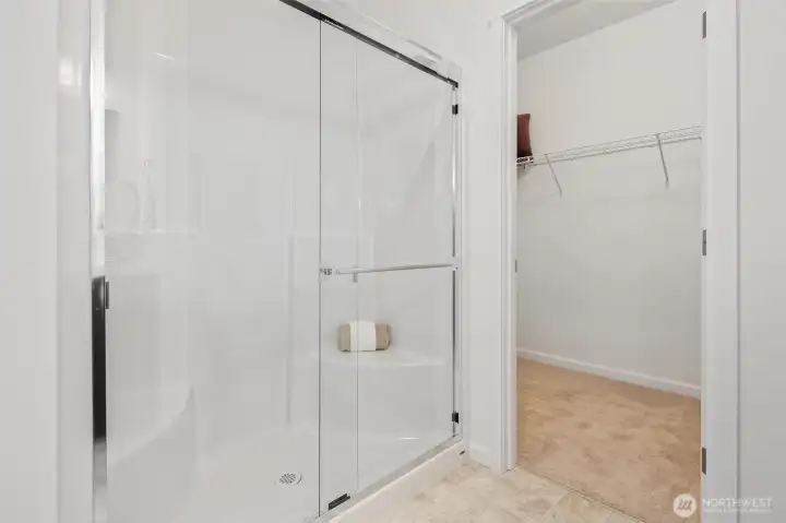 hese photos feature the model home and do not represent the actual home that is currently for sale.