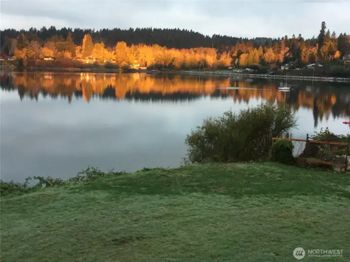Fall colors on Quartermaster Harbor