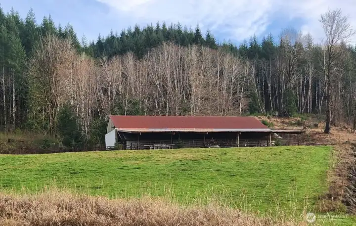 3500 sq ft barn and pasture areas historically used for cattle, horses, pigs, sheep, and chickens.