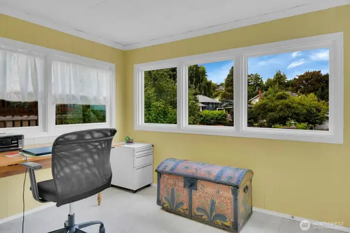 Convenient den/office adjacent to the kitchen