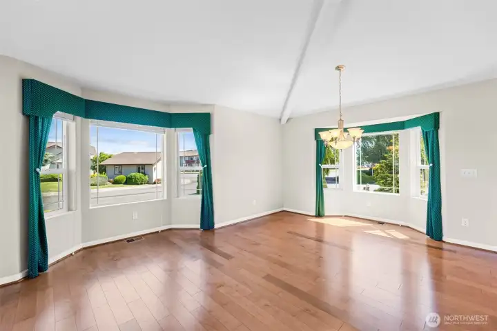 Dining room table