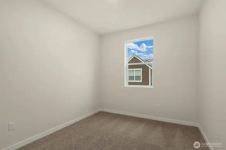 Secondary bedroom