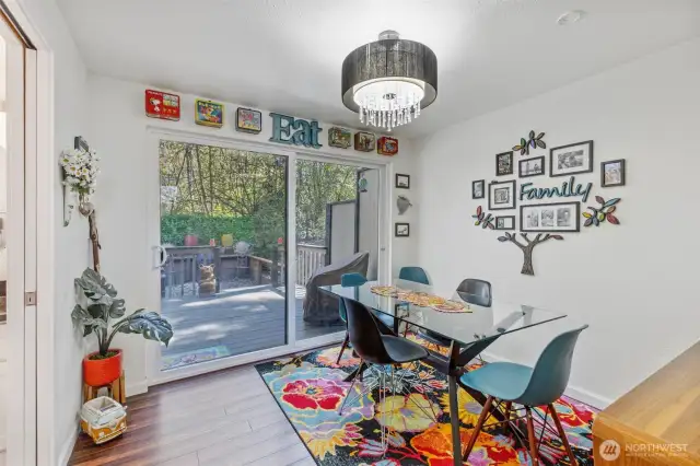 Light and Bright Dining Room
