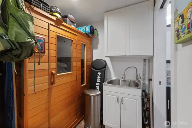 Lower Level 3/4 Bath