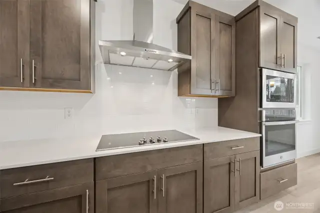 36 inch cooktop with fanhood and double ovens