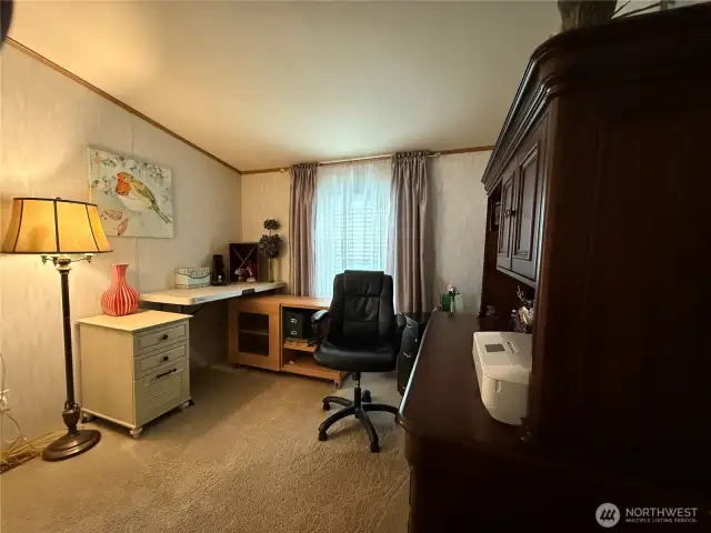 2nd Bedroom