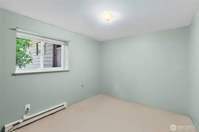Downstairs Bedroom 6