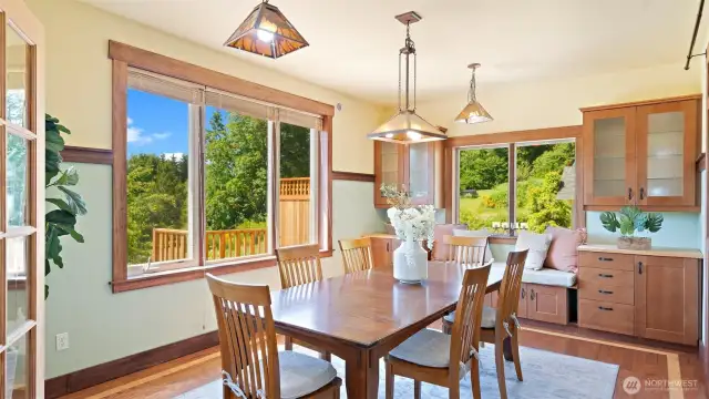 Dining Room, Main