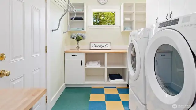 Utility Room, Main