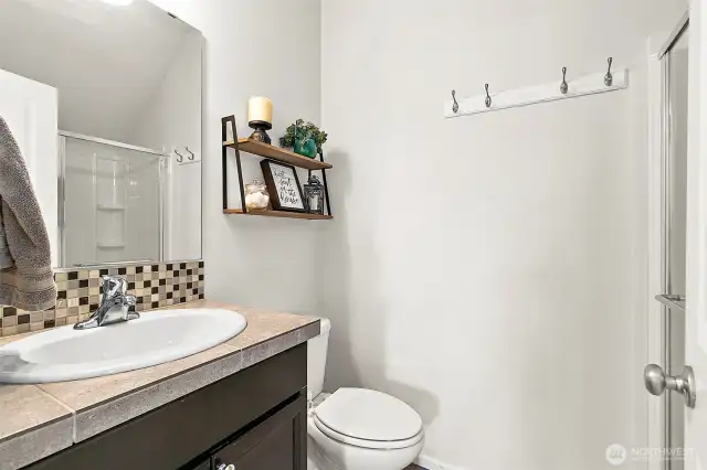 Main floor bath with shower