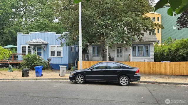 2 Homes 1 Parcel