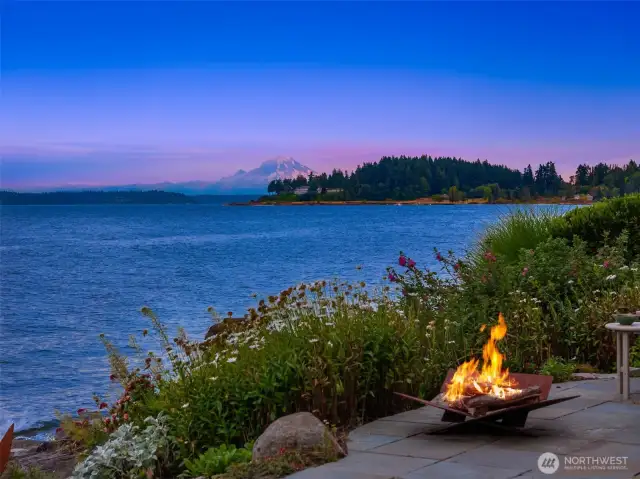 One of the most desirable settings and locations on all of Bainbridge Island, Rockaway Beach.