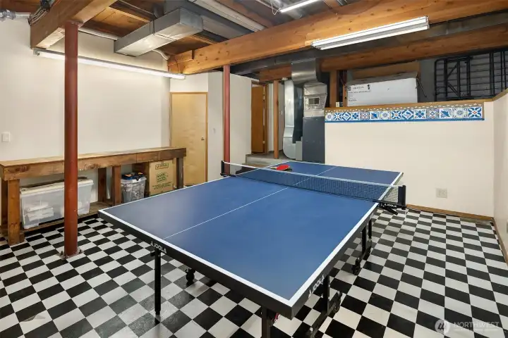 A great spot to keep as a game room or use as a studio/workshop