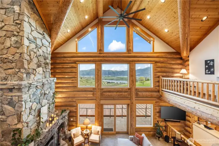 2nd floor loft views