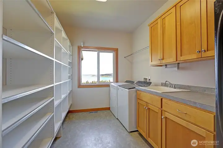 Walk-in pantry and utility room