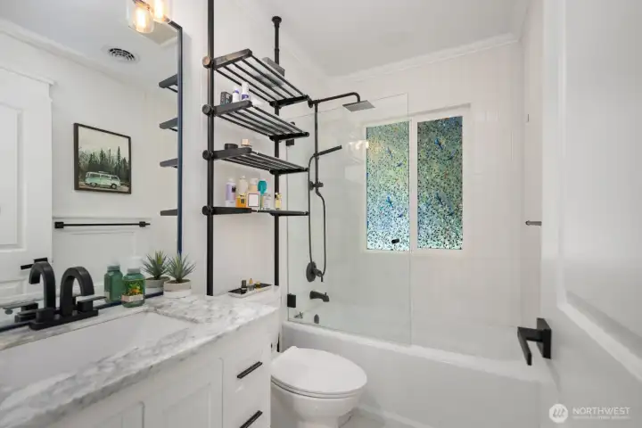 quartz countertop, porcelain floors