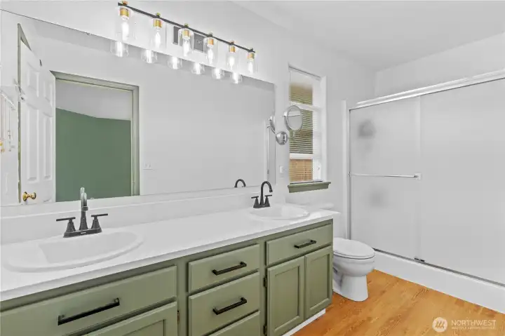 Primary on suite Bathroom