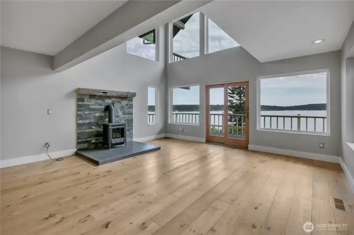 Living room with Amazing View!