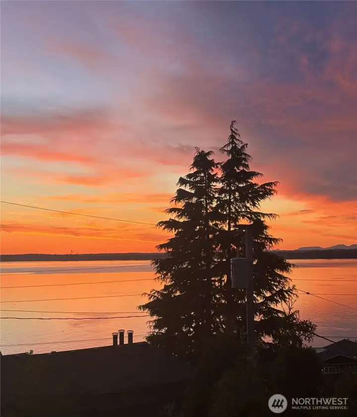 And you could end your day with this view everyday.