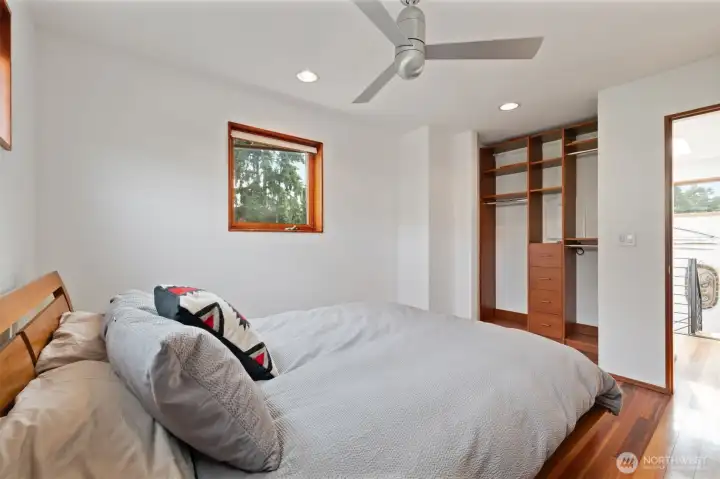 guestroom guestroom