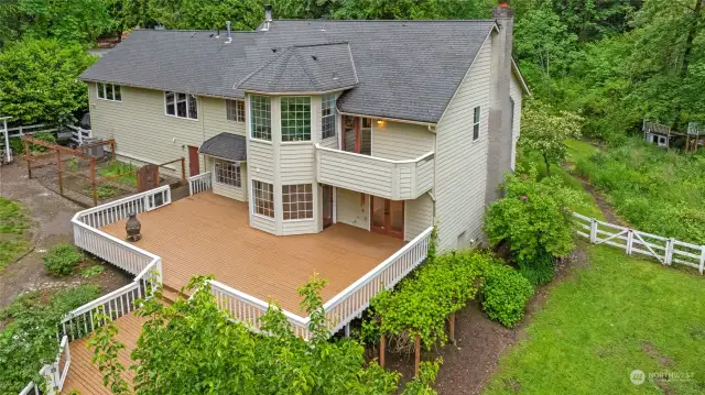 Large 2-tier deck - Drone image of the back of the home.