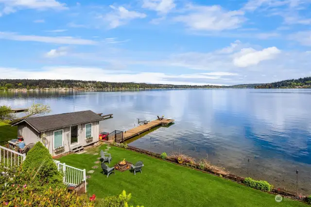 Boathouse on the water's edge. Private dock.