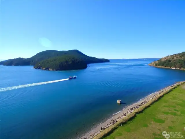 A beautiful beach out west at Skyline.  No parking fee or Discover Pass required if you can believe it.