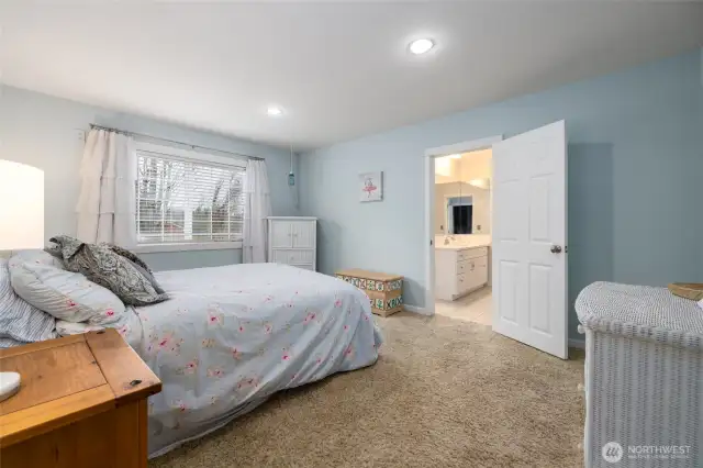 Second bedroom with ensuite and walk-in closet.