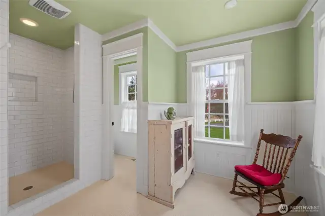 Tile shower.