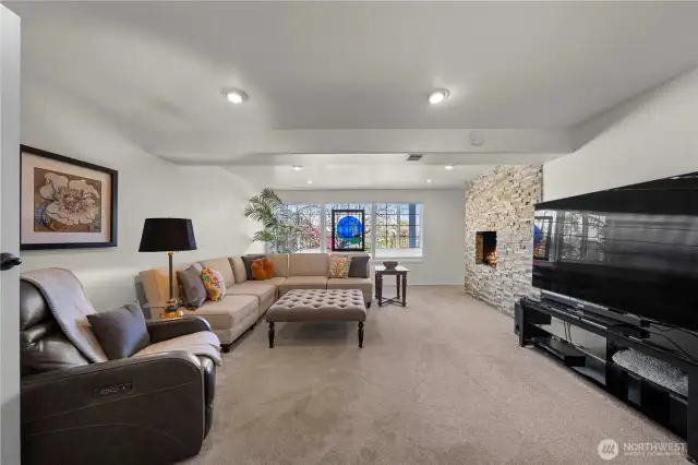 Spacious family room