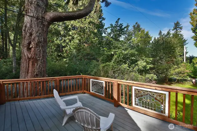Another view that includes the magnificent cedar that stands tall alongside your Langley cottage.