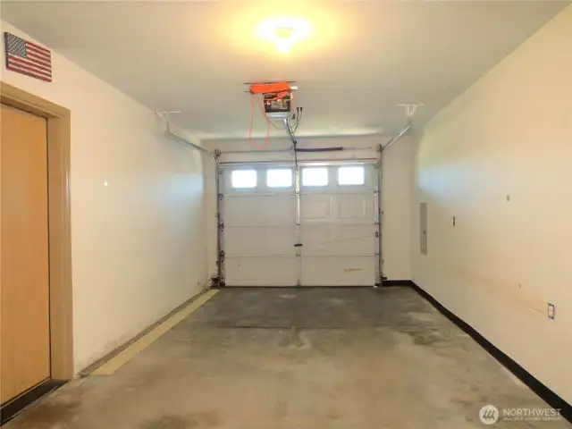OPEN THE GARAGE DOOR AND DRIVE RIGHT INTO YOUR NEW HOME!