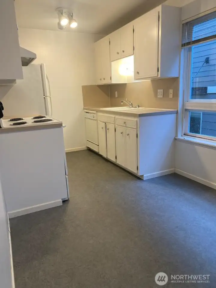 Updated kitchen, #202