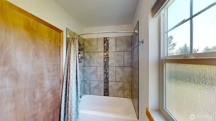 Guest Shower