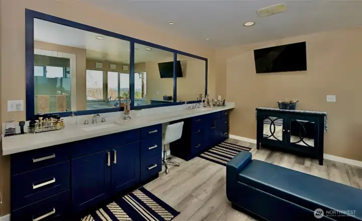 Spacious master bath with soaking tub, shower and double sink!