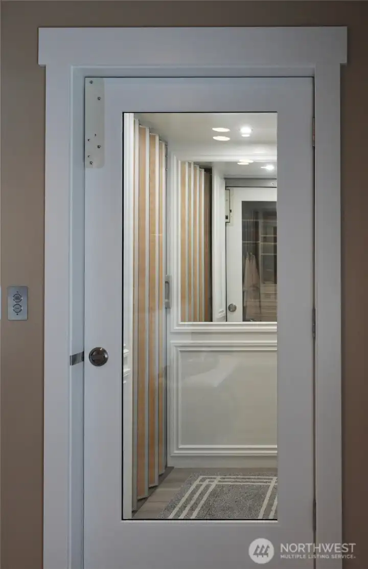 Unique home with elevator or elderly parents, guests or resident!