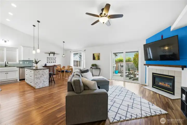 Stunning floors, vaulted ceilings, completely remodeled