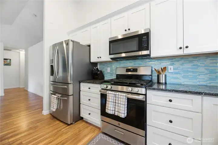 So much counter space and storage and newer, stainless steel appliances