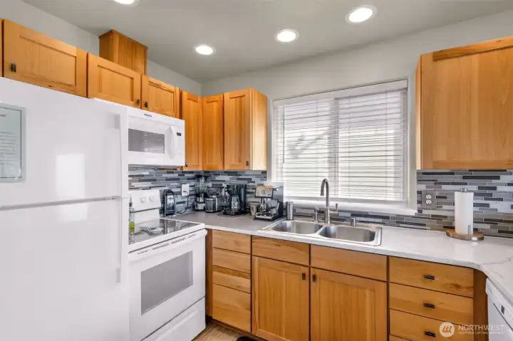 9 Darien - Appliances