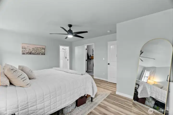 Large Primary Bedroom Large Primary Bedroom