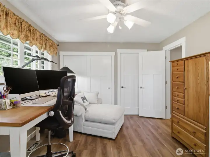 The 3 Bedroom is oversized also and is the work place for one of our sellers!
