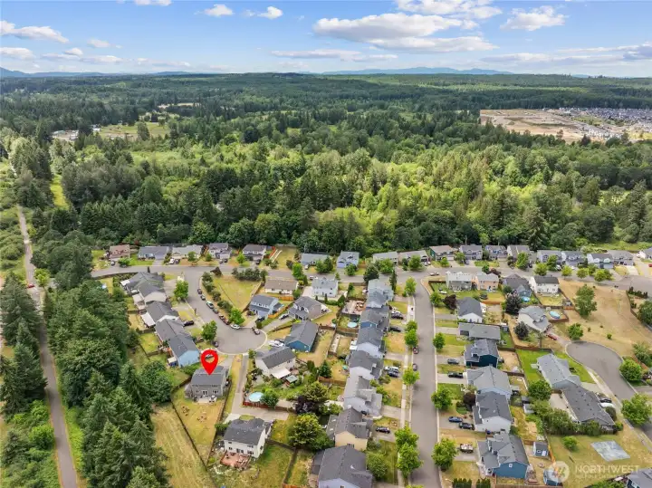Conveniently located near access to the paved Yelm-Tenino Trail. Conveniently located near access to the paved Yelm-Tenino Trail.
