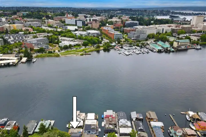 Looking north toward Aqua Verde, University of Washington, Saint Bread