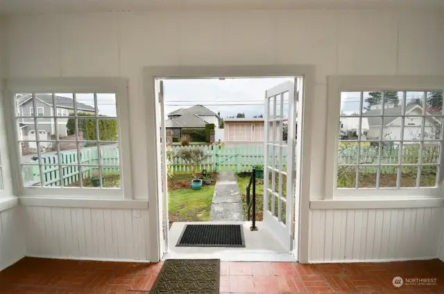 Covered patio to enjoy your morning in peace