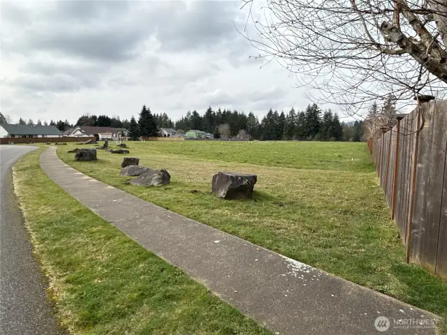 NE corner
