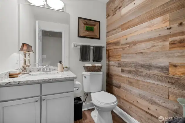 Main level ½ bath